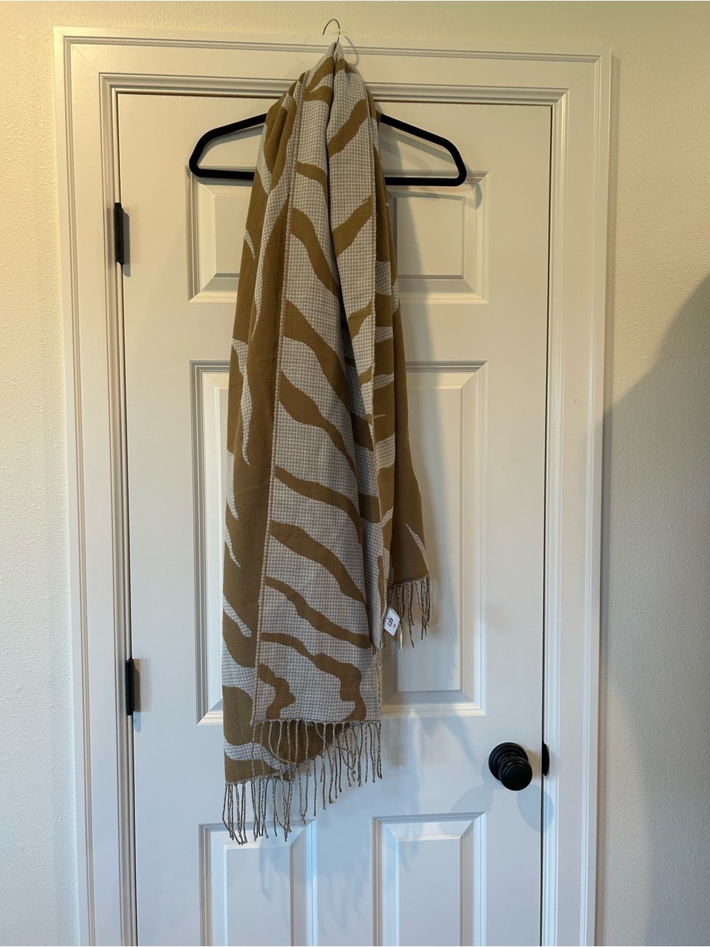 CAbi Tan & White Zebra-Stripe Scarf with Fringe